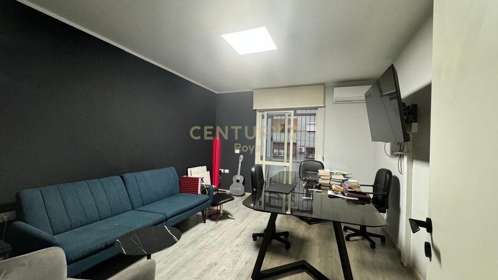 OFFICES FOR RENT NEAR PETRONI