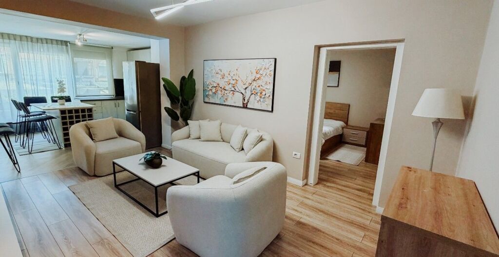 🏡 Apartament me qira 2+1 + garderobë në Qendër (krahu i Myslym Shyrit)