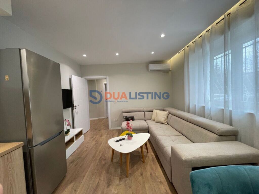 Japim me qira apartament 2+1 te zone e Brrylit.