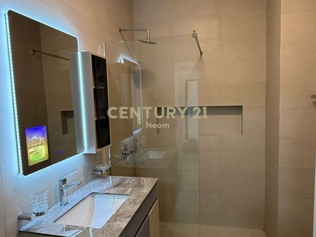 Appartamento 2+1 in affitto in Via Elbasan