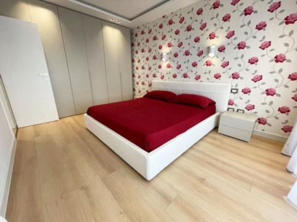 Appartamento 3+1 in affitto vicino al Lago di Tirana!