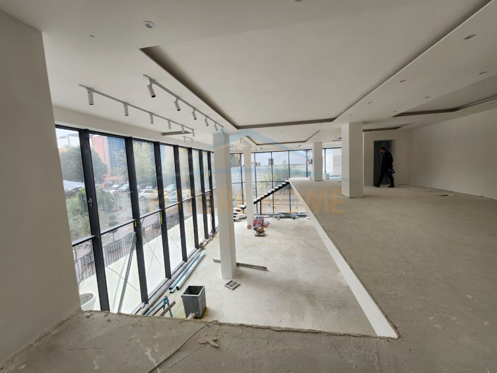 Rent, Premises, Train Station, Tirana.