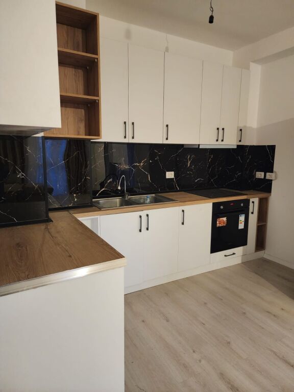 Apartament 2+1 me qira tek Univers City