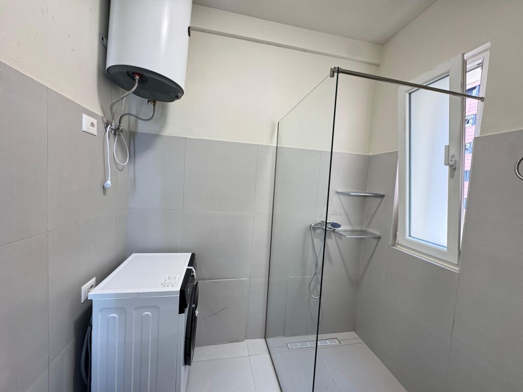 Apartament 2+1 + P me qira tek River Rezidence