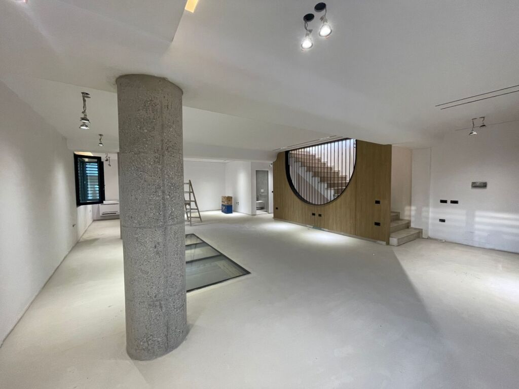 VILË MODERNE ME QIRA NË SELITË