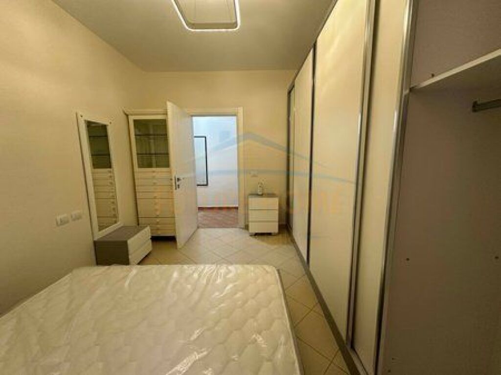 Qera, Apartament 2+1, Unaza e Re