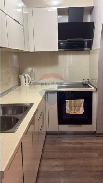 VENDESI APPARTAMENTO 3+1 – VIA KAVAJËS