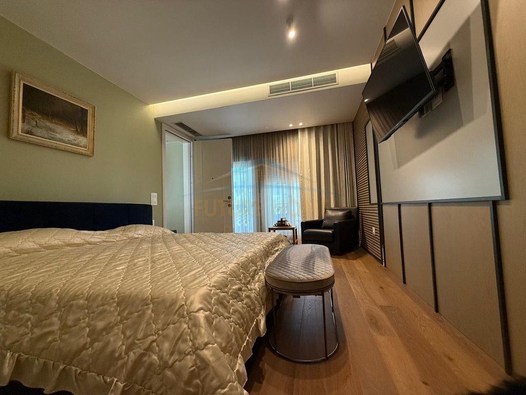 Shitet Vile 4-Kateshe White House Residence Lunder Tirane