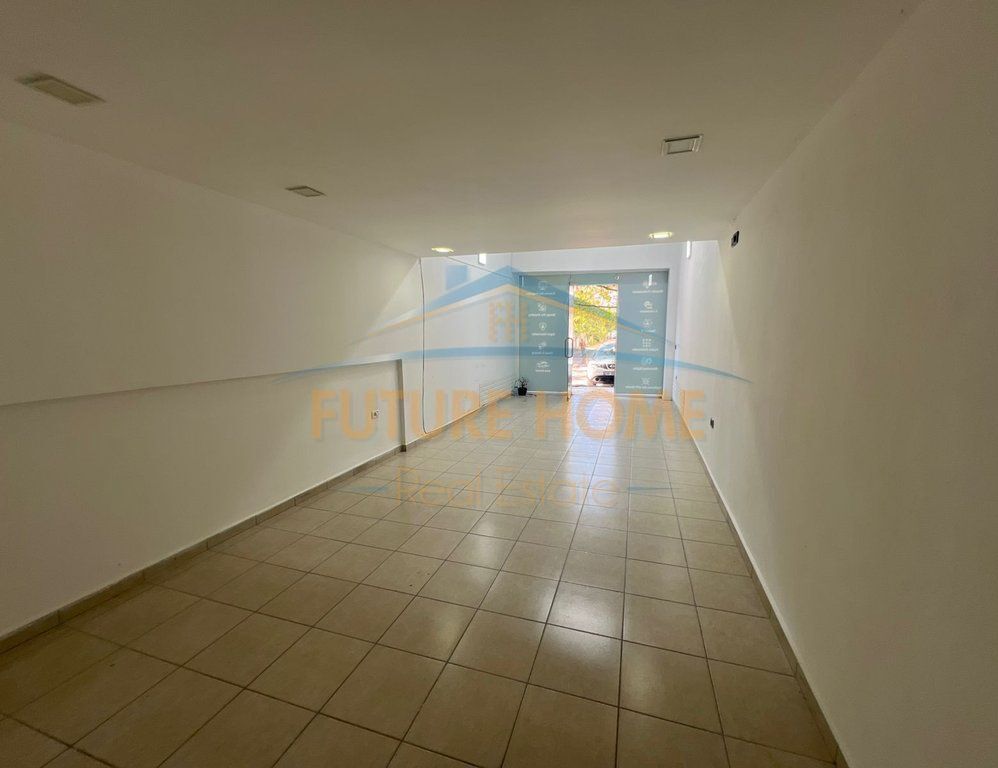 Shitet, Ambient Biznesi Duplex, Unaza e Re