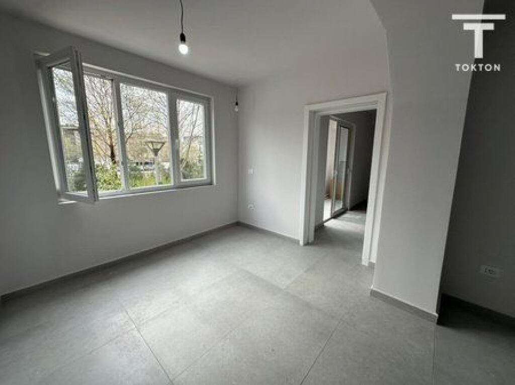 QIRA, APARTAMENT (AMBIENT BIZNESI), BRRYLI, TIRANË