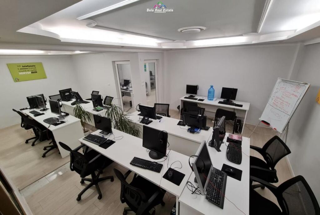 Zyre me Qera tek Blloku (ID BZ2871) Tirane