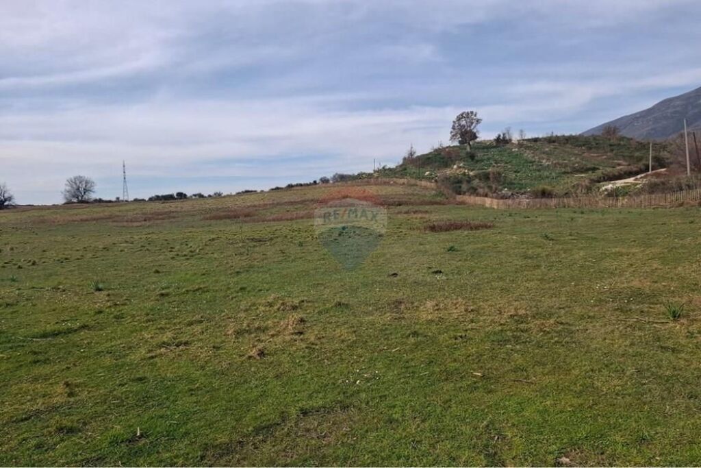 Tokë Arë për Shitje – Tragjas, Vlorë