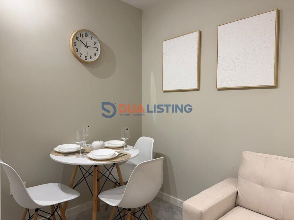 In vendita 2 Appartamenti 1+1, 21 Dhjetori, adatti per Air BNB