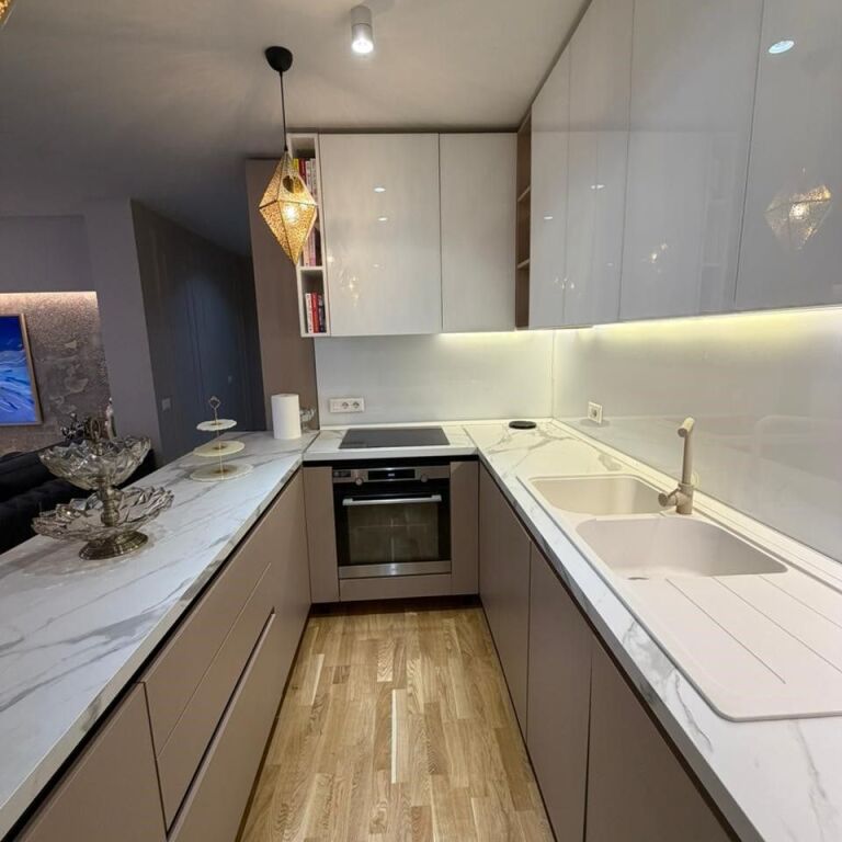 🏡 Shitet Apartament 3+1+2 – pranë Stadiumit Air Albania, Rruga e Elbasanit ✨