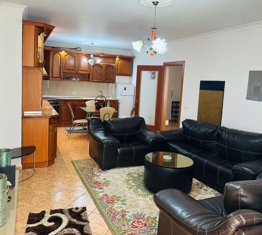 📌Jepet me qira apartament 2+1+2 tek Zogu i Zi