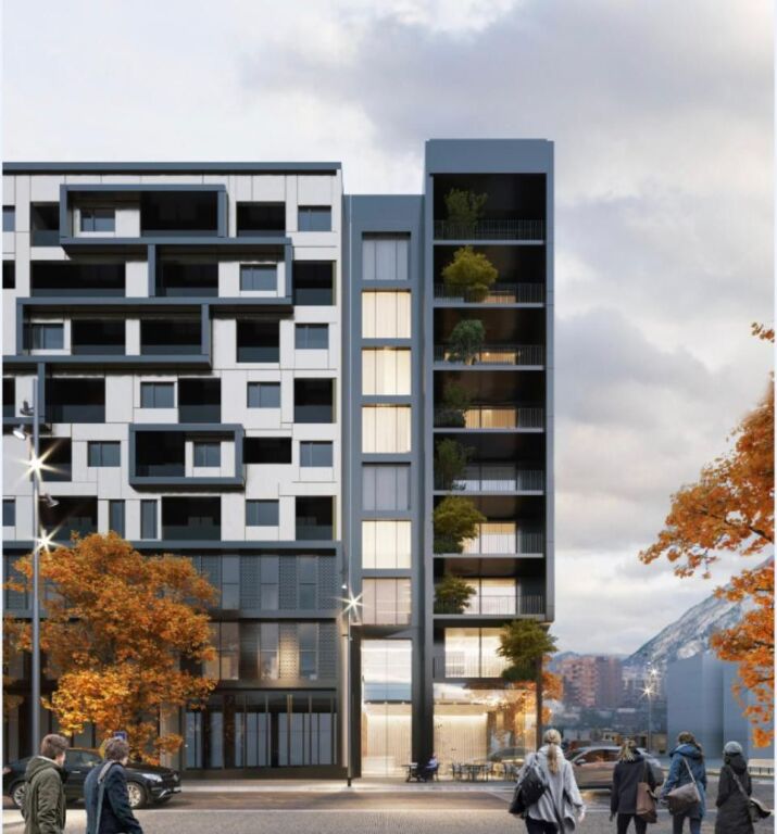 VENDITA AMBIENTE COMMERCIALE VICINO ALLO STADIO DINAMO