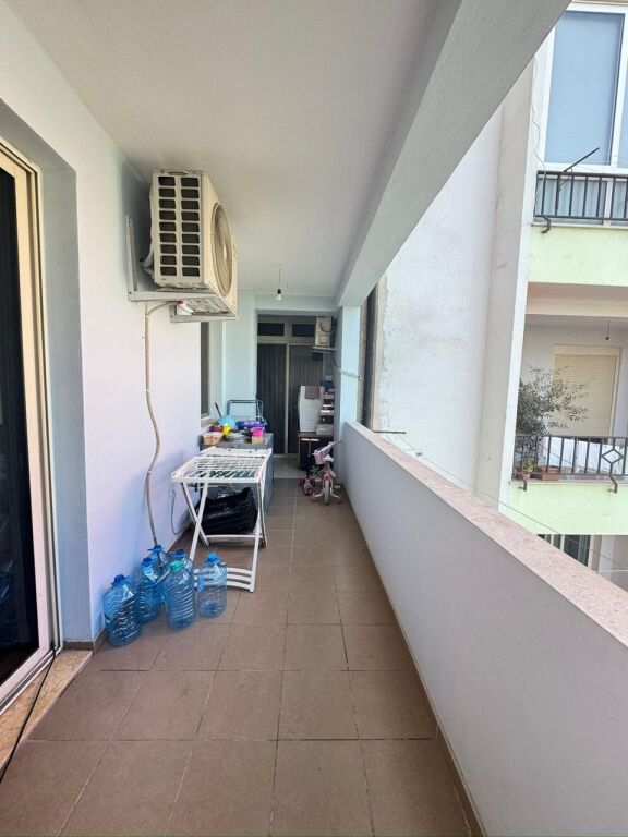 Vendesi appartamento 2+1 a Yzberisht