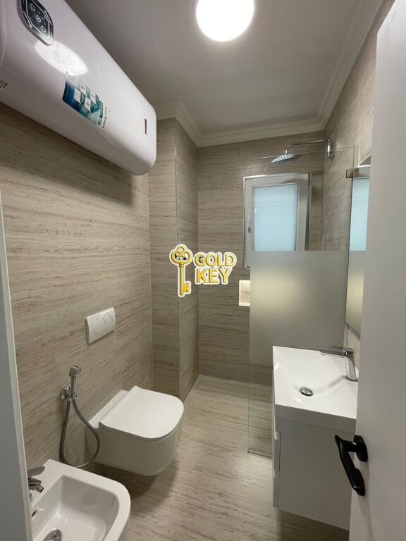 🏡 APARTAMENT ME QERA 2+1 + 2 BANJO + 2 BALLKONE – Zjarrfikësja, Durrës