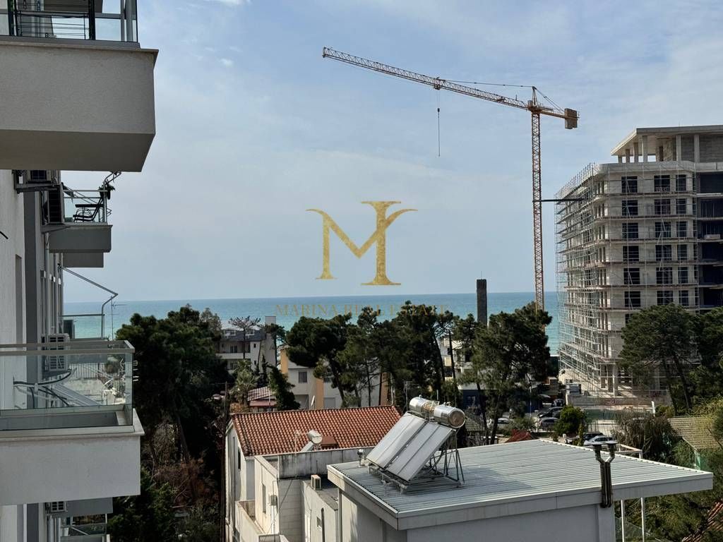 Apartament 2+1 më pamje deti për qira në Golem. Pallat dhe apartament i ri