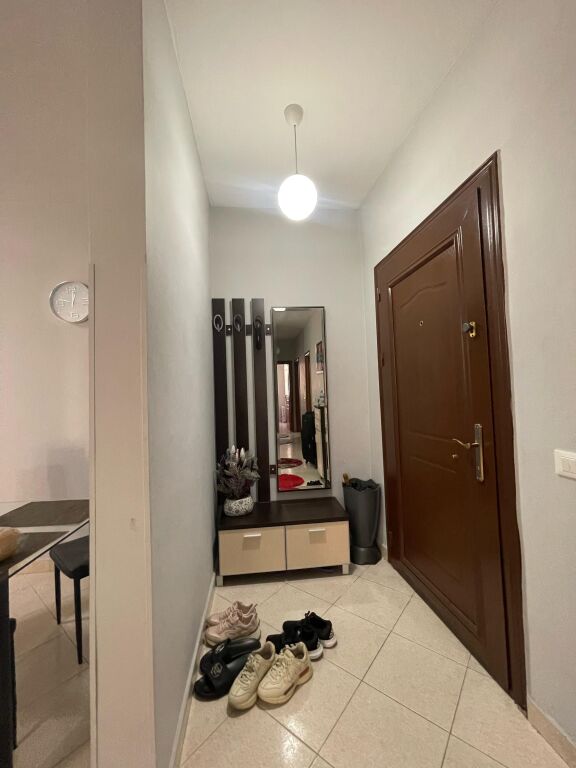 📌 Unaza re ( afer bar caffe Artisti ) Astir