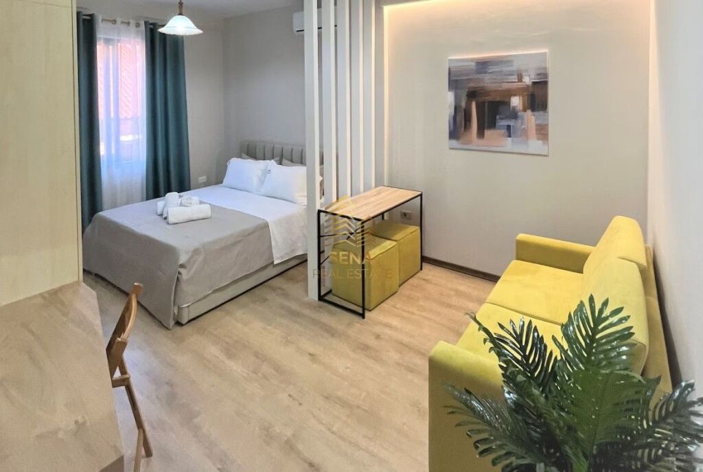 Shitet Garsoniere e investuar per Airbnb, Ish Ekspozita, 11.500.000 Leke