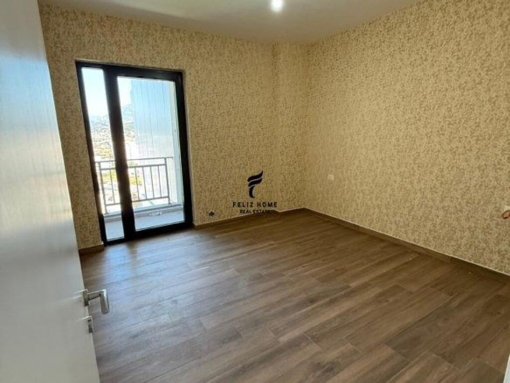 OFFICE FOR RENT 81 M2 DIBRA STREET 500 EURO FH-64757