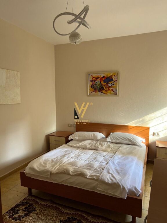 JEPET APARTAMENT 1+1+BLK ME QIRA TE MINE PEZA 60.000 LEKE