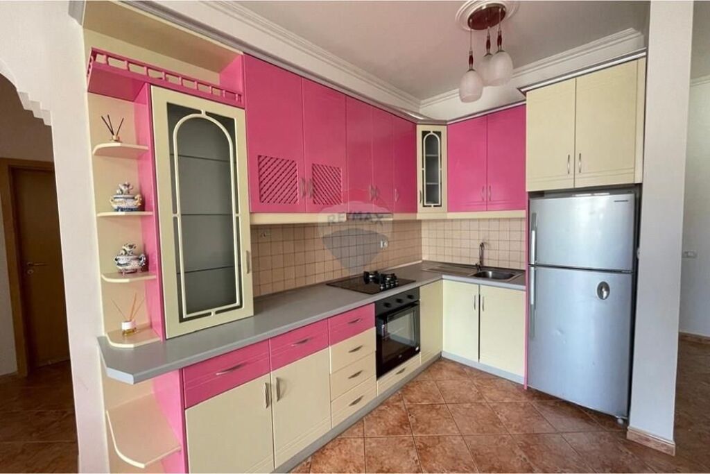 Apartment 2+1 for Rent – Lungomare, Vlorë