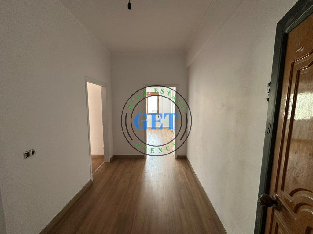 Shitet Apartament 1+1,Pranë Pelikanit, Plazh Durrës