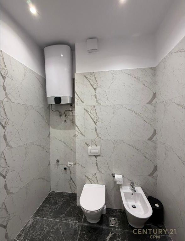 Apartment 2+1+2 bathrooms for rent at Delijorgji Complex.