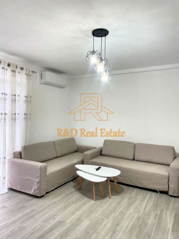 🏡 Apartment 3+1 + Balcony for rent – 5 May Street