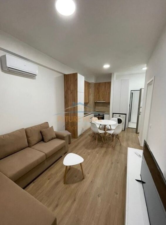 Affitto, Appartamento 1+1 nella Residenza Kadiu, Alidemi, Tirana.