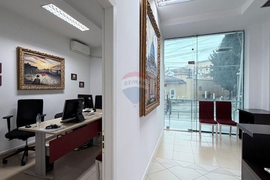 Negozio - In Vendita - Ambasciata Americana, Tirana