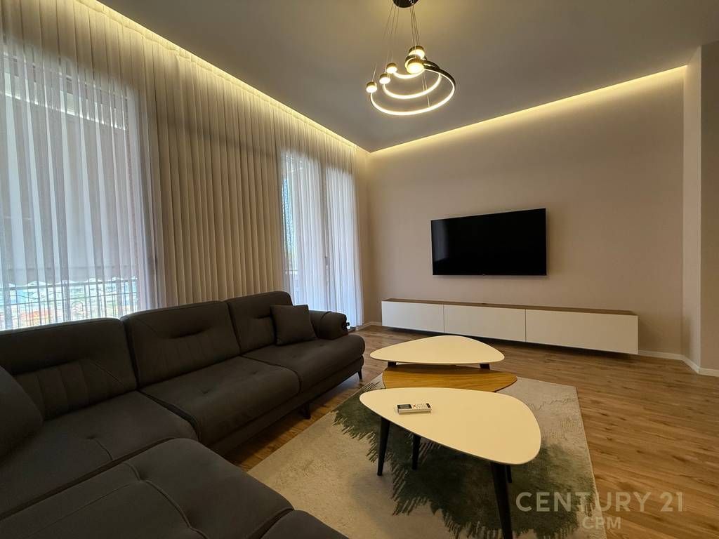 Apartment 2+1+2 bathrooms for rent at Delijorgji Complex.