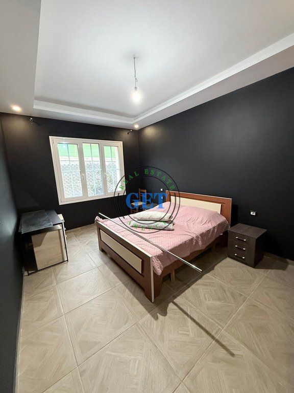 Jepet me qira, Apartament 3+1,Shkozet, Durrës.