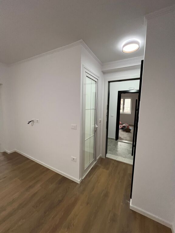 Apartment 1+1 Electric Market