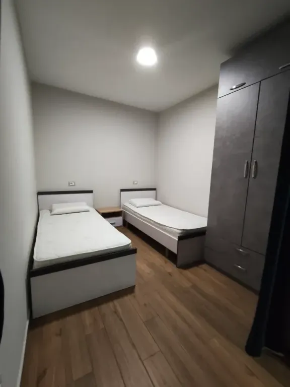 Jepet garsoniere me qera ne xhamllik, rr marie logoreci