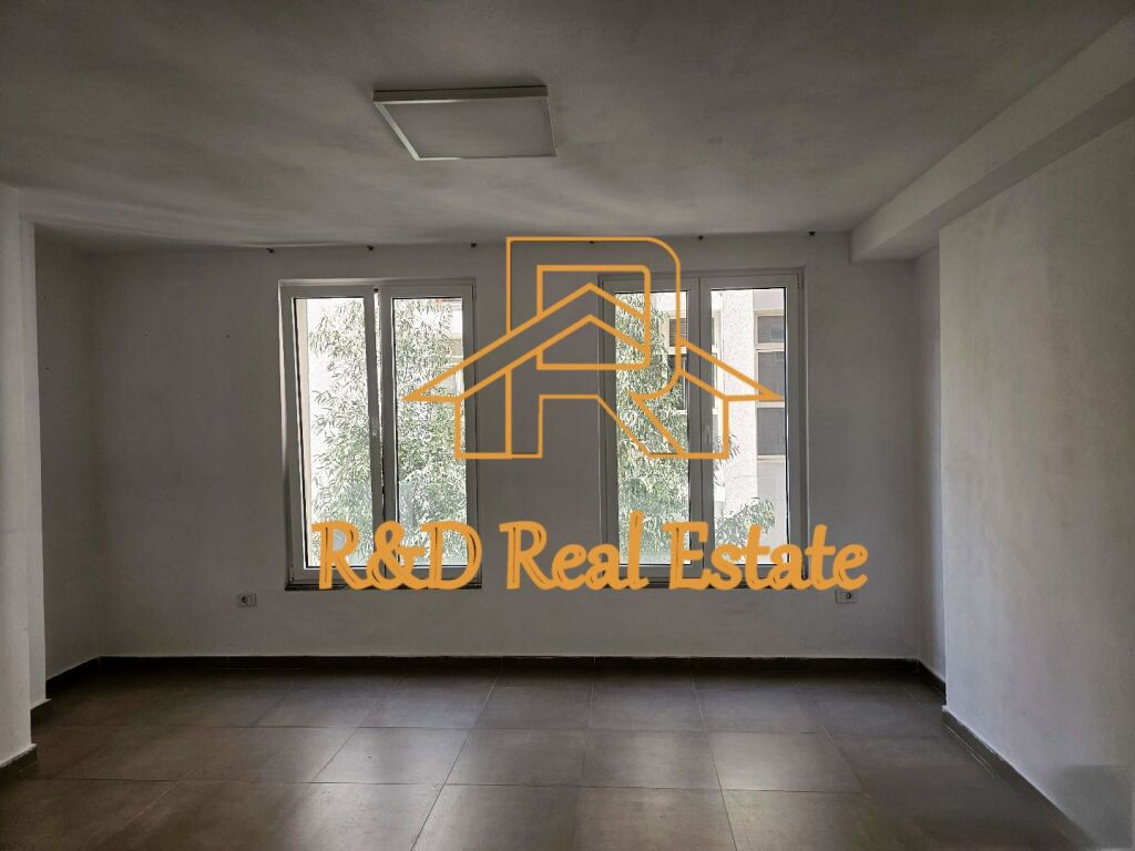 🏢 ZYRË ME QIRA – Pranë RTSH &amp; Liceut Artistik74