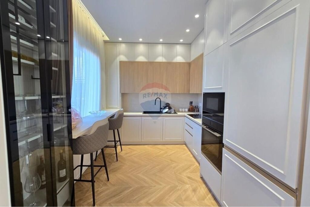 Vilë - Për Qira - Farkë, Tiranë