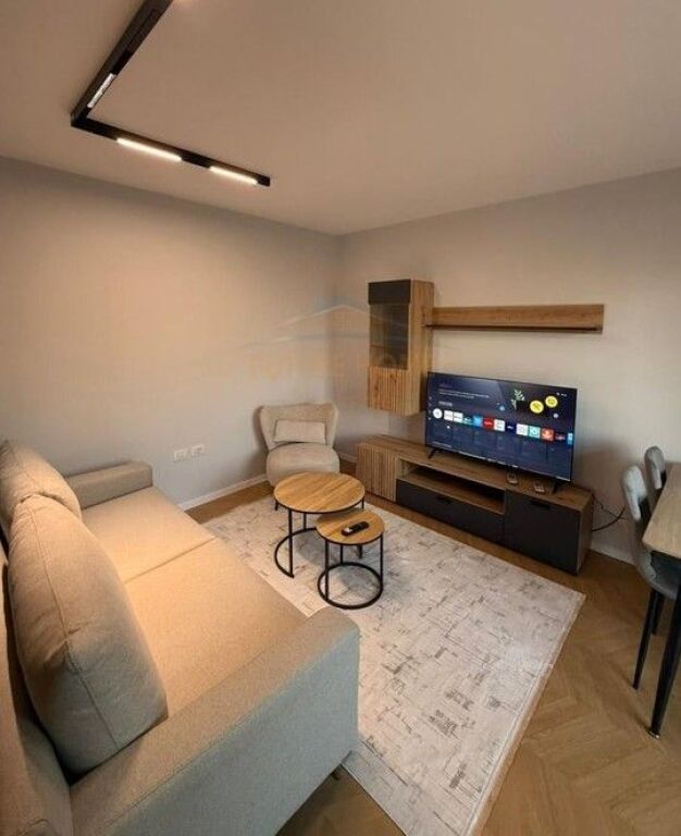 Affitto, Appartamento 1+1, Via Siri Kodra, Tirana