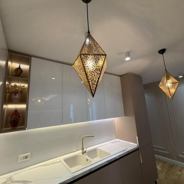 🏡 Shitet Apartament 3+1+2 – pranë Stadiumit Air Albania, Rruga e Elbasanit ✨