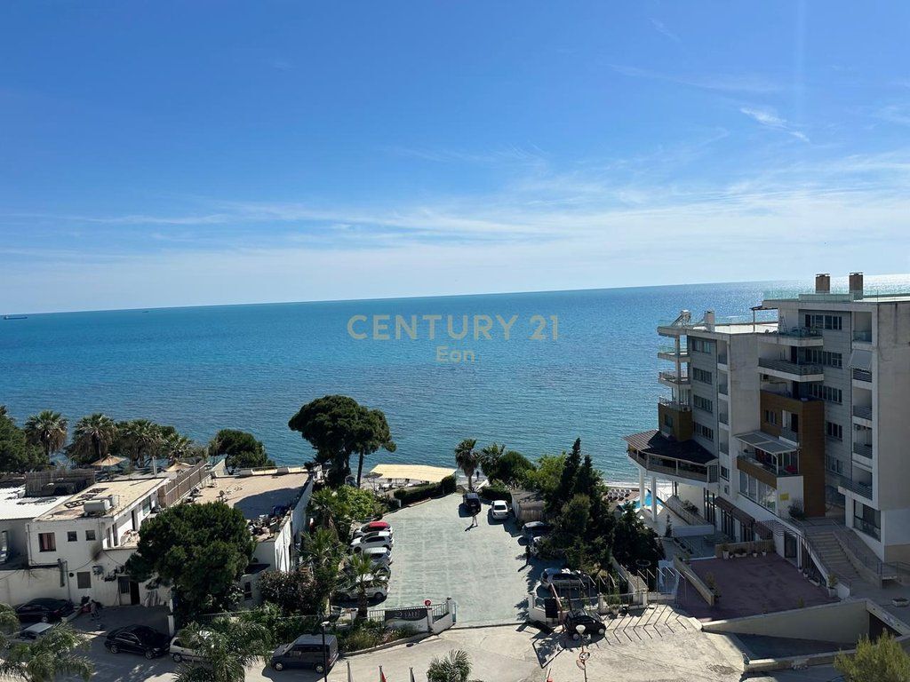 SHITET PAPAFINGO 1+1 me 52.6m2 verande ME PAMJE DETI TEK "WHITE HILL RESIDENCE" NE CURRILA!