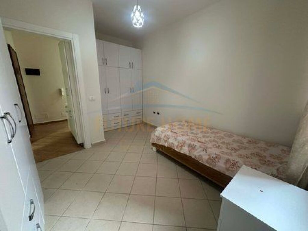 Qera, Apartament 2+1, Unaza e Re
