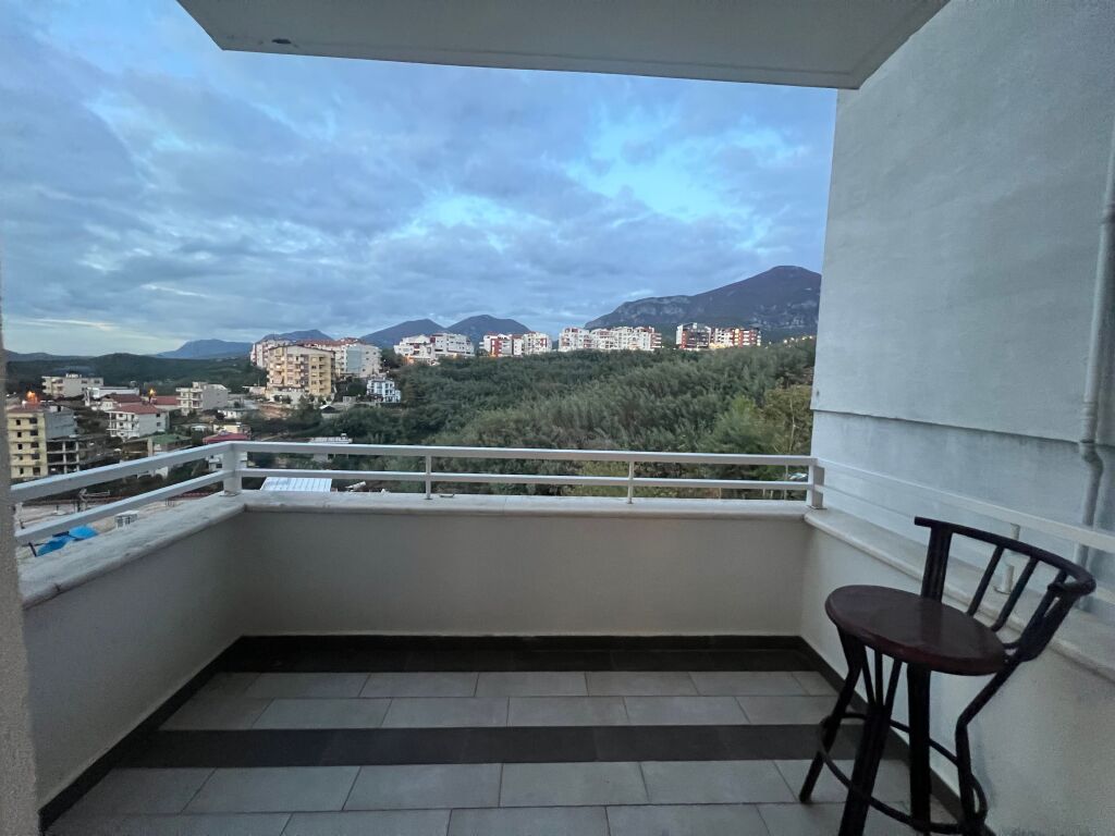 JEPET ME QERA APARTAMENT 2+1+2 FRESK AFER KARBURANTIT