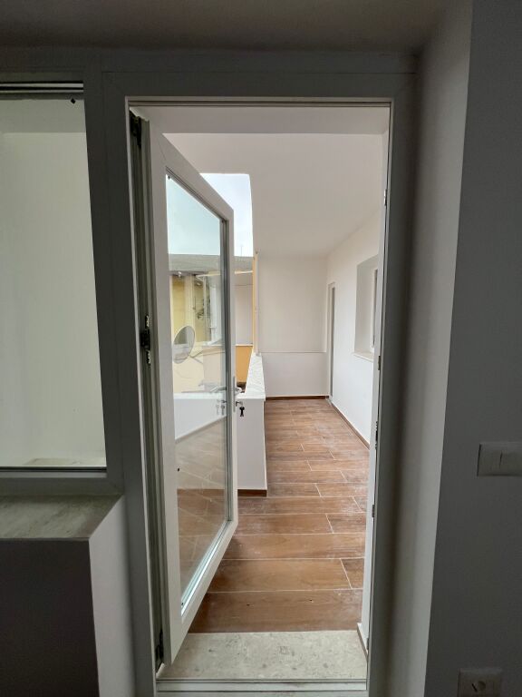 Apartment 1+1 Electric Market