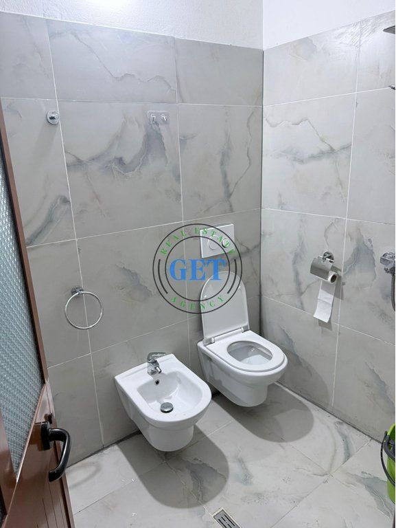 Jepet me qira, Apartament 3+1,Shkozet, Durrës.