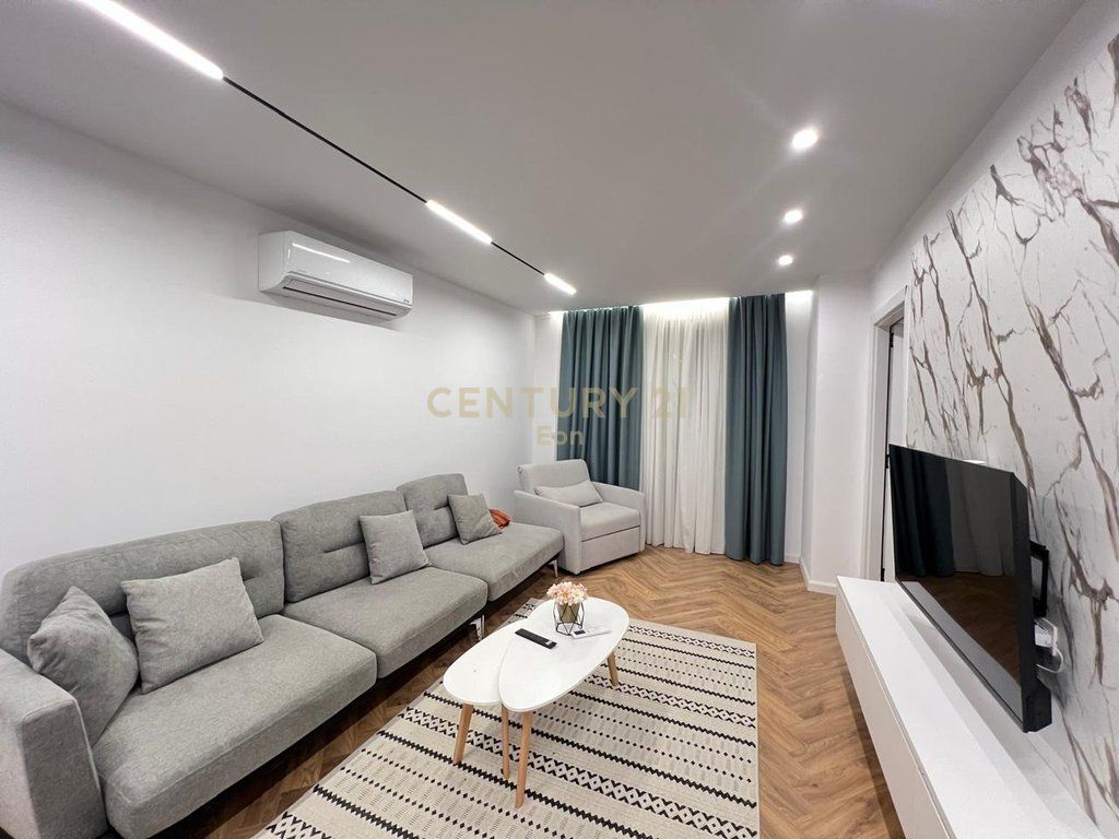 Vendesi in vendita 1+1, vicino a Grand Blue Fafa, Golem