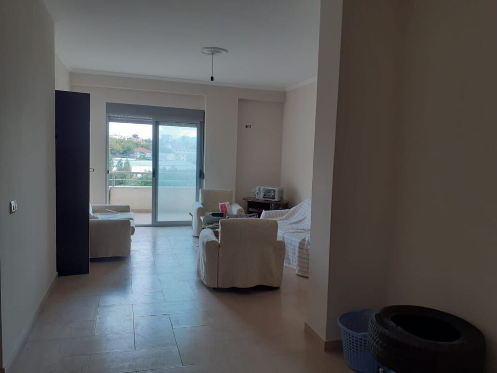 Shitet Apartament 2+1+2 Tualete + 1 Ballkon – 107 m²