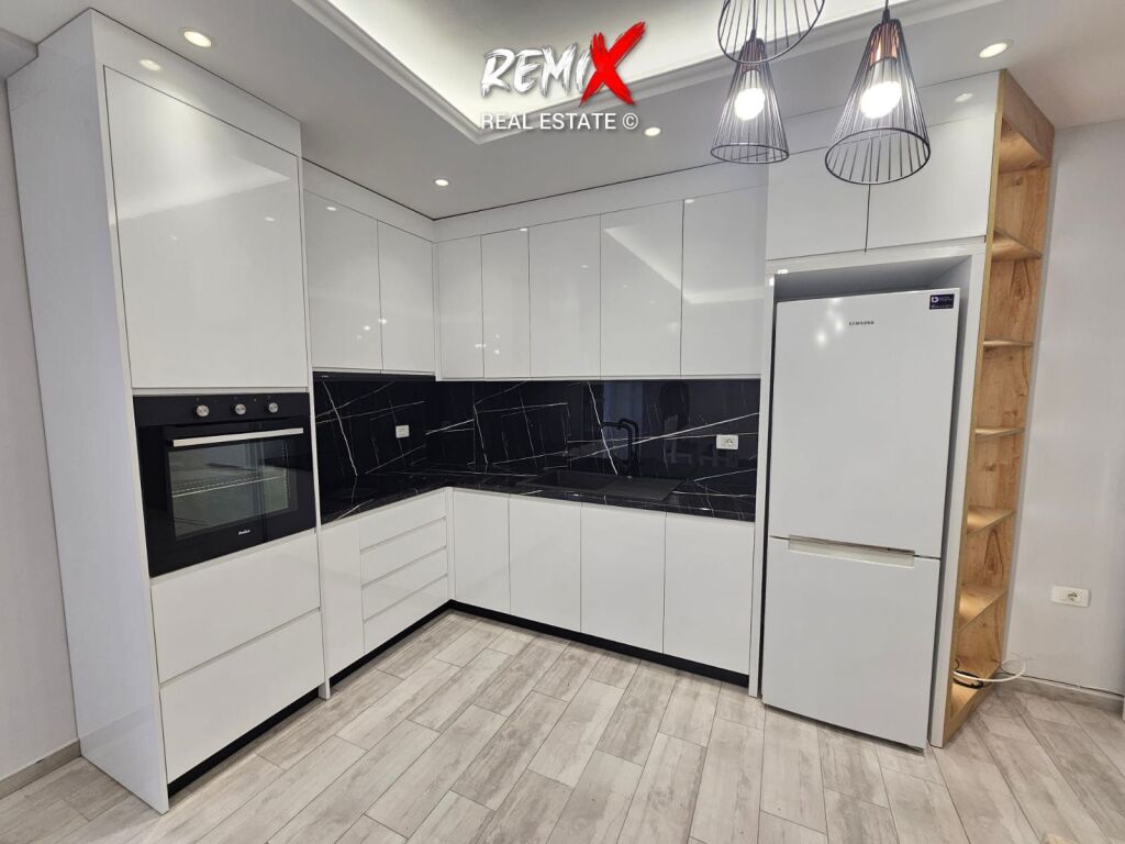 AFFITTASI APPARTAMENTO 2+1 SULLA SPIAGGIA, VICINO ALL'HOTEL ANTALYA