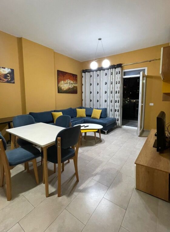 🏡 Jepet me Qira Apartament 1+1 – pranë Square 21